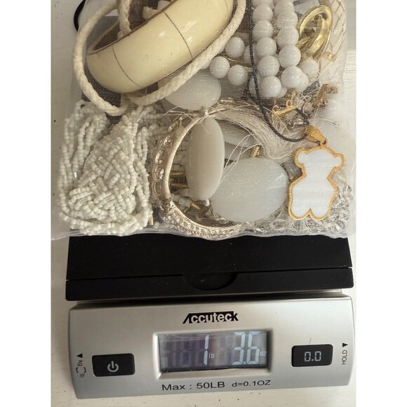 Jewelry Lot Wearable White & Gold Assorted Pieces Including Bangles Necklaces - Picture 9 of 9